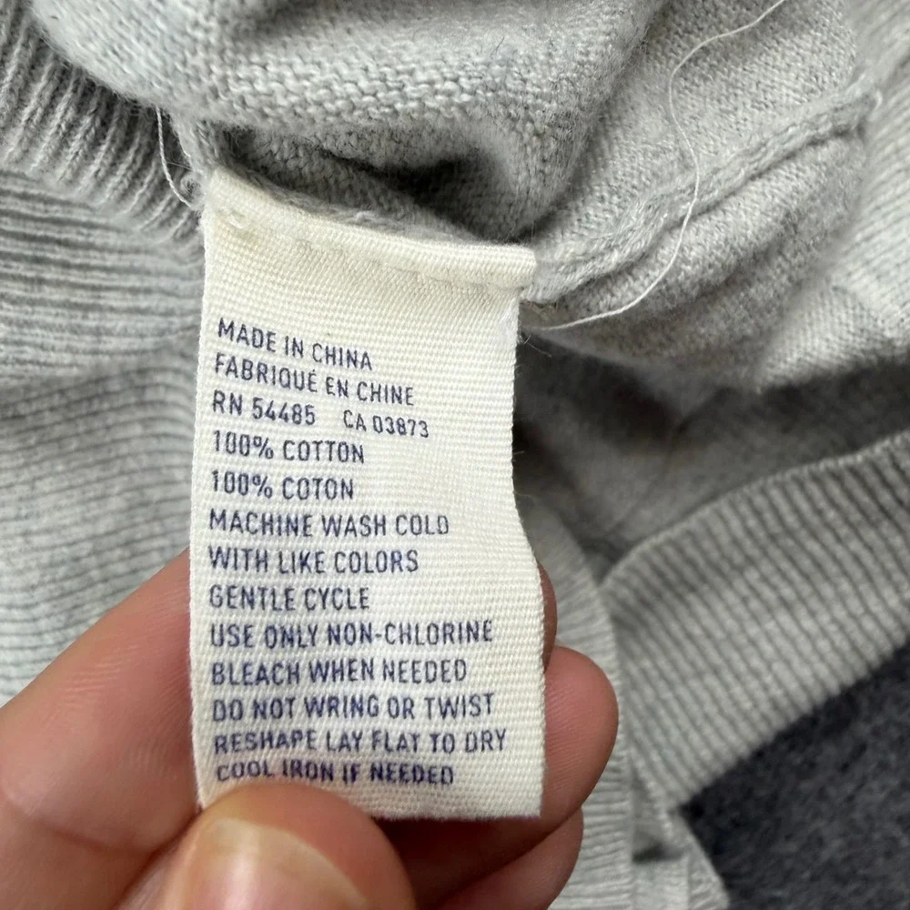 American Eagle Outfitters Gray Hooded Cardigan Sweater Women's M‎ Medium Button